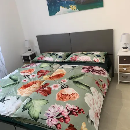 Apartment Estera 2 Malcesine